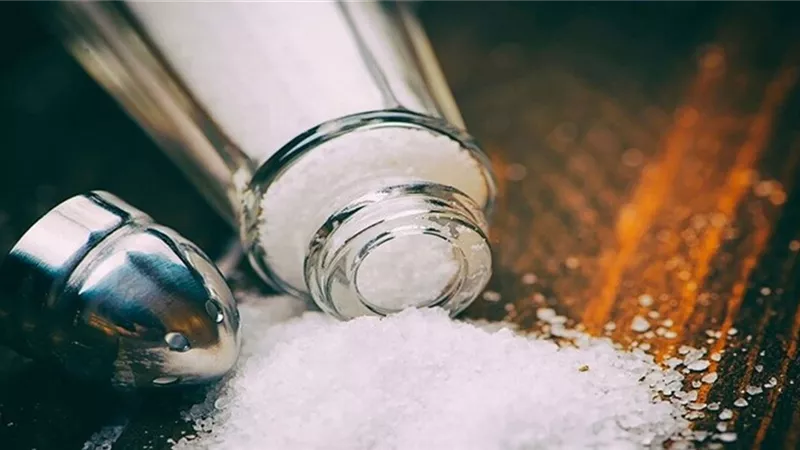 الأنظمة الغذائية الغنية بالملح