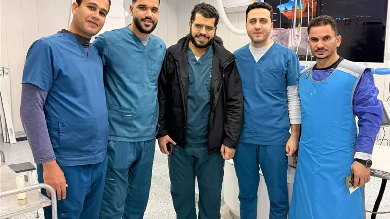  فريق مستشفى بئر العبد التخصصي ينقذ حياة مريض بتدخل دقيق     